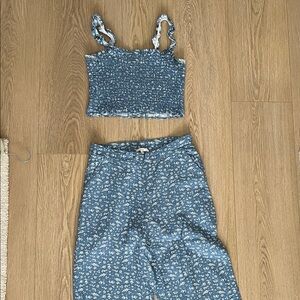 Le Lis Blue Floral Two-Piece Set with White Print